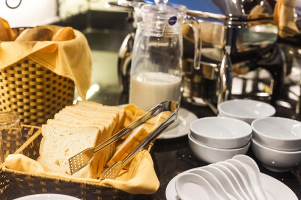Hanoi La Stotia Hotel