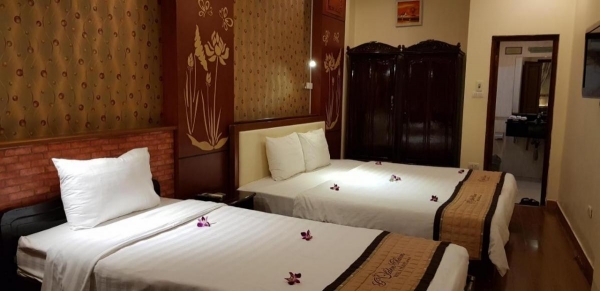 Hanoi Golden Charm Hotel