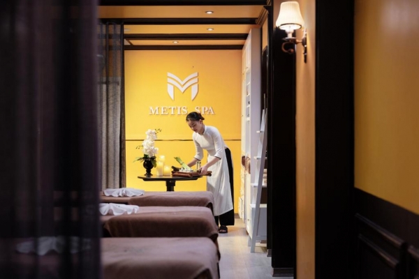 Minerva church Hotel