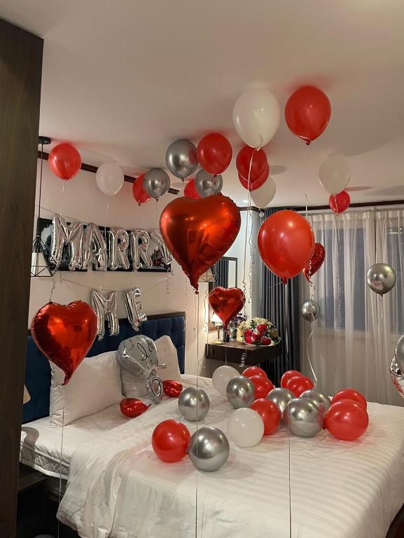 Silk Flower Hotel & Spa