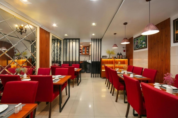 Silk Flower Hotel & Spa