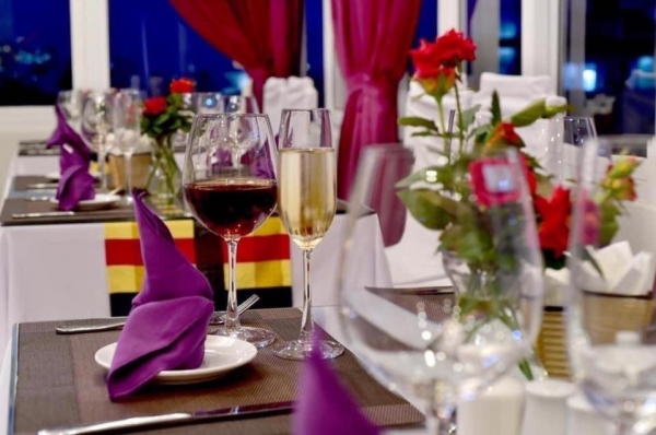 Lake View Hotel & Travel
