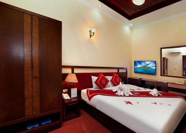 Hanoi Posh Boutique Hotel