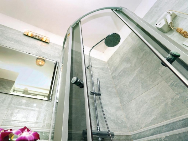 Hanoi Posh Boutique Hotel