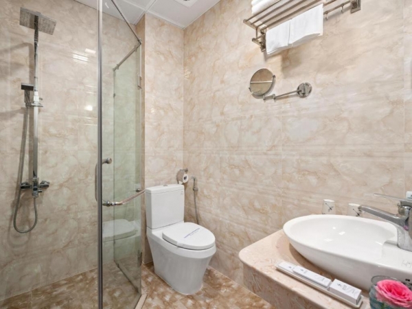 Hanoi Sena Hotel & Travel - Former Symphony Hanoi Hotel