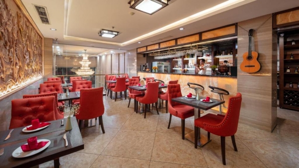 Skylark hotel
