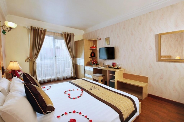 Hanoi House Hostel & Travel