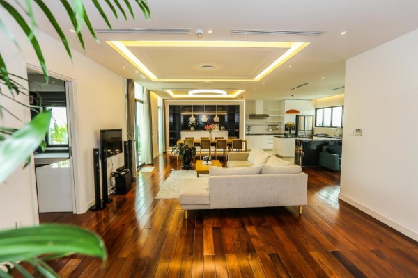 Hnc premier hotel & residences