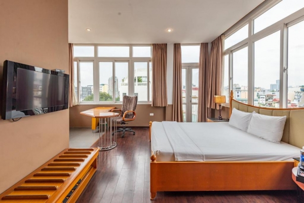 Golden Sunshine Villa Hotel and Travel
