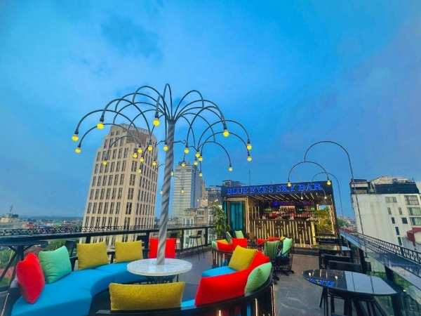 Shining Central Hotel & Spa