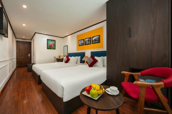 Silk Flower Hotel & Spa