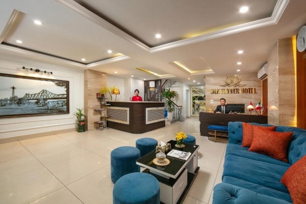 Silk Flower Hotel & Spa