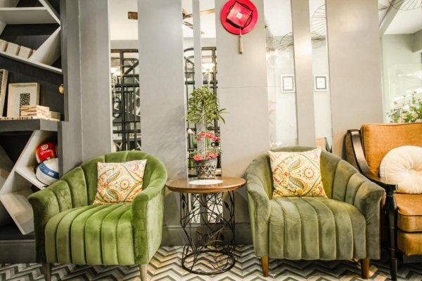 Hanoi Center Silk Hotel & Travel