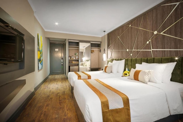 Hanoi Center Silk Hotel & Travel