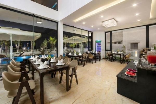 Tuan chau Kingly Villa