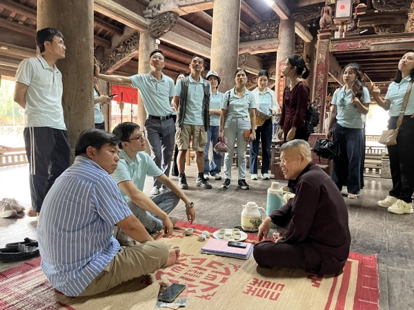 Hoan Kiem Enterprise connects Duong Lam tourism